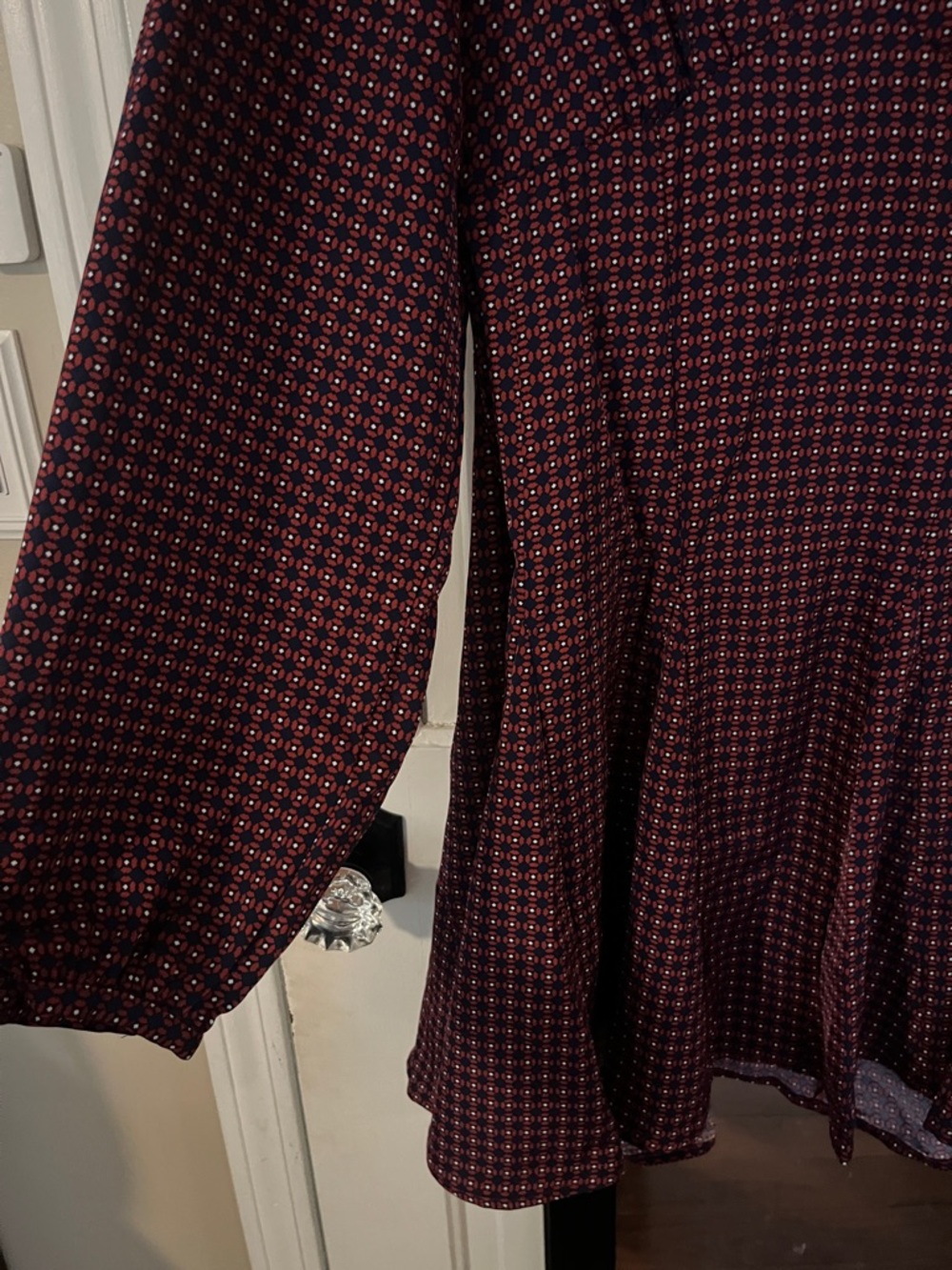 NWT Banana republic factory V-Neck Long Sleeve Mini Dress in Burgundy Geo Print - Picture 7 of 7